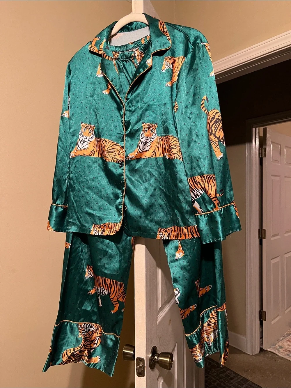 Emerald Green Satin Tiger Print Pajama Set - Picture 1 of 2